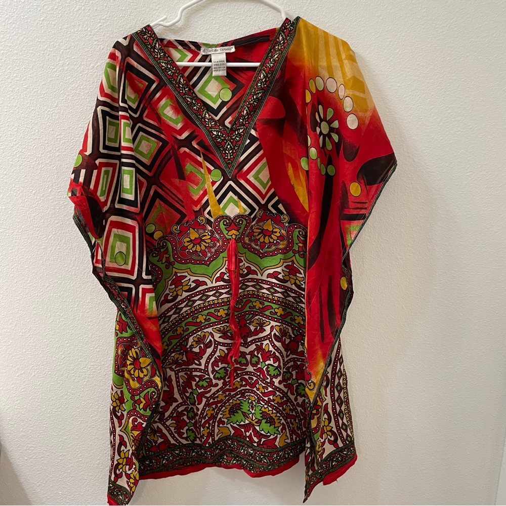 Cute options floral poncho one size